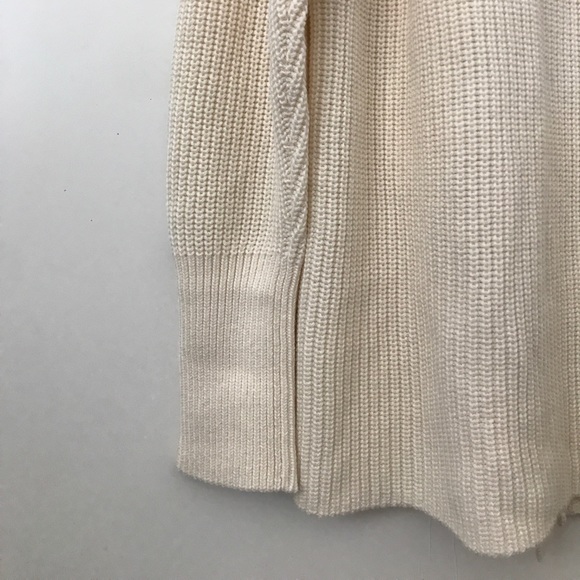 Hugo Boss Women Knit Turtle Neck With Buttons - Picture 5 of 7